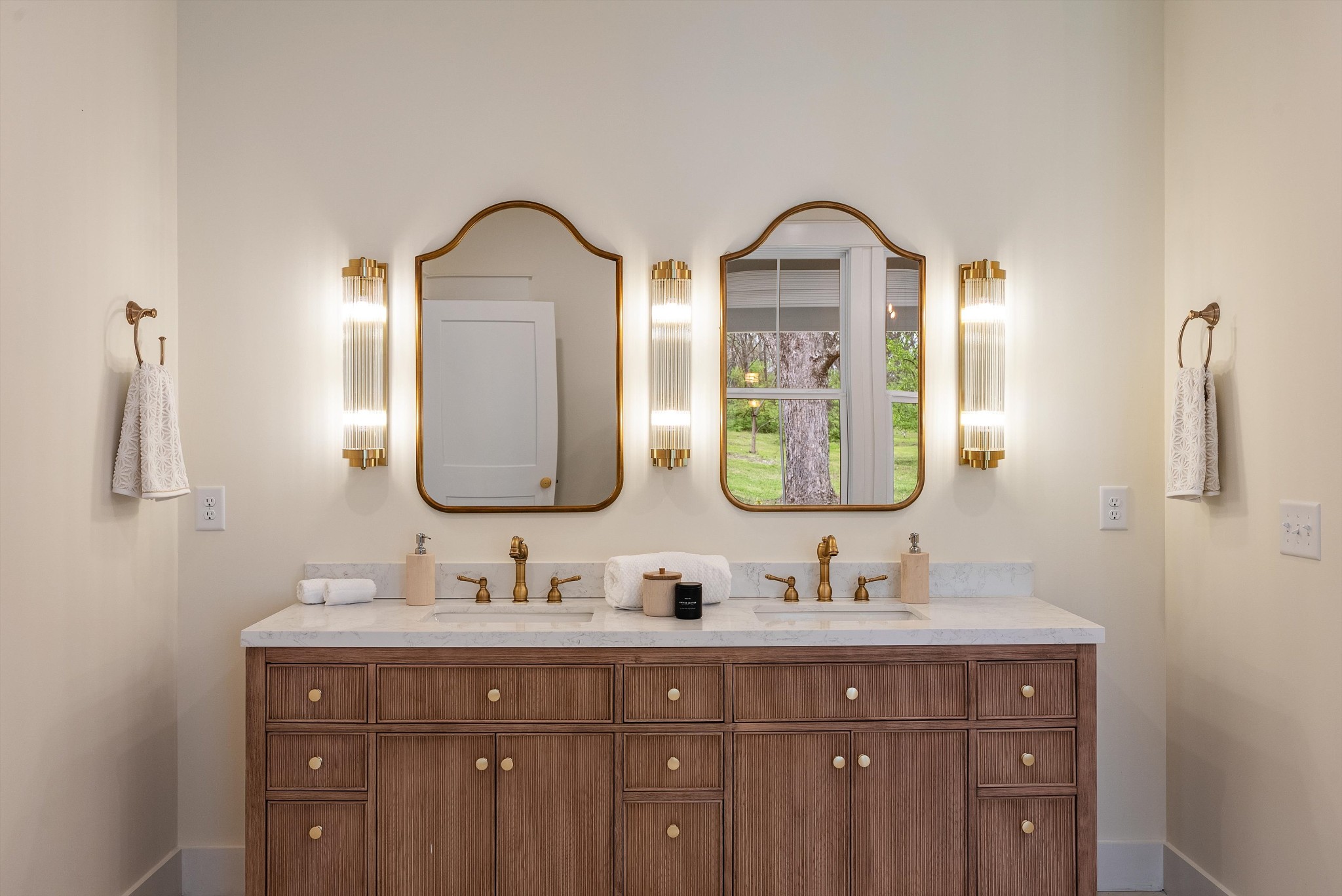 1629 Cairo Road Gallatin, TN 37066 - Photo 30 of 51 a bathroom with a double vanity sink and a mirror