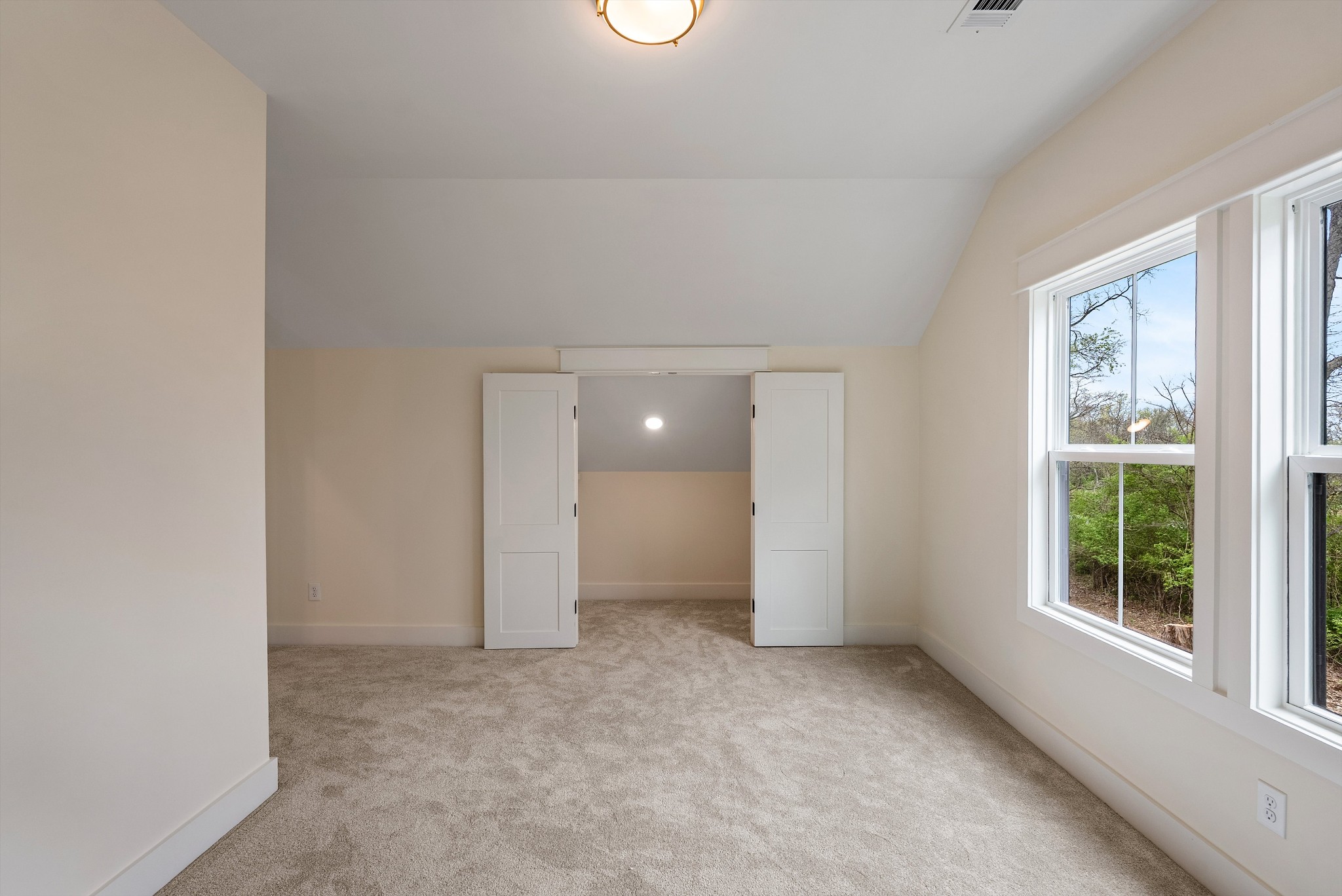 1629 Cairo Road Gallatin, TN 37066 - Photo 43 of 51 an empty room with a window