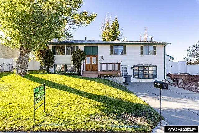 $338,000 | 1050 Truman Street, Rock Springs, WY 82901