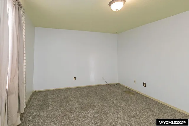 $338,000 | 1050 Truman Street, Rock Springs, WY 82901