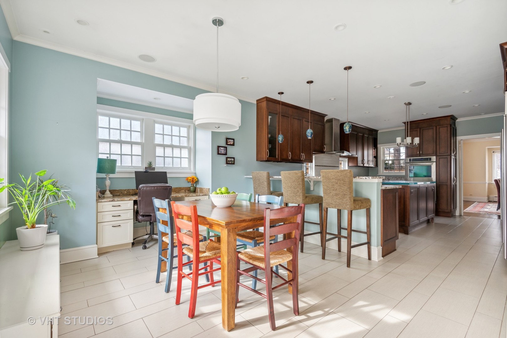 1601 Central Avenue Wilmette, IL 60091 - Photo 11 of 32 a view of a dining room kitchen and a window