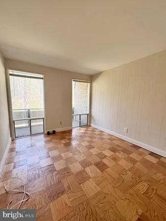 $2,100 | 7547 Spring Lake Drive, Unit 7547B, Bethesda, MD 20817