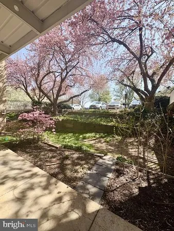 $2,150 | 7547 Spring Lake Drive, Unit 7547B, Bethesda, MD 20817