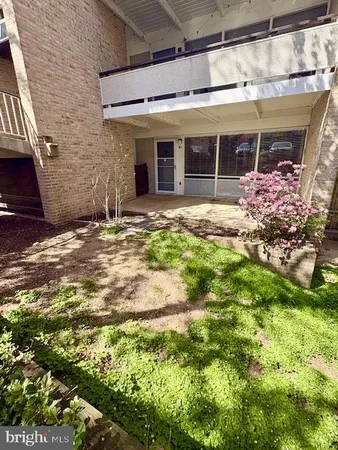 $2,150 | 7547 Spring Lake Drive, Unit 7547B, Bethesda, MD 20817