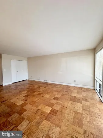 $2,150 | 7547 Spring Lake Drive, Unit 7547B, Bethesda, MD 20817