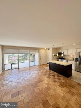 $2,100 | 7547 Spring Lake Drive, Unit 7547B, Bethesda, MD 20817