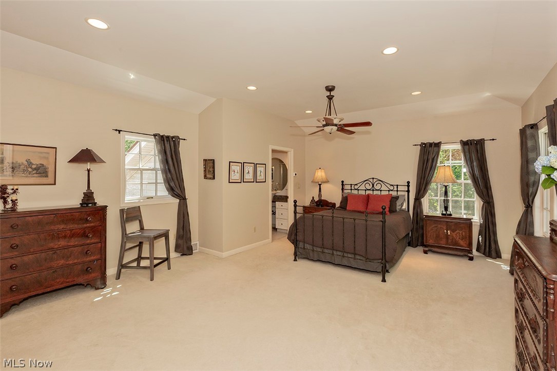 1362 Winston Road Cleveland, OH 44121 - Photo 17 of 35
