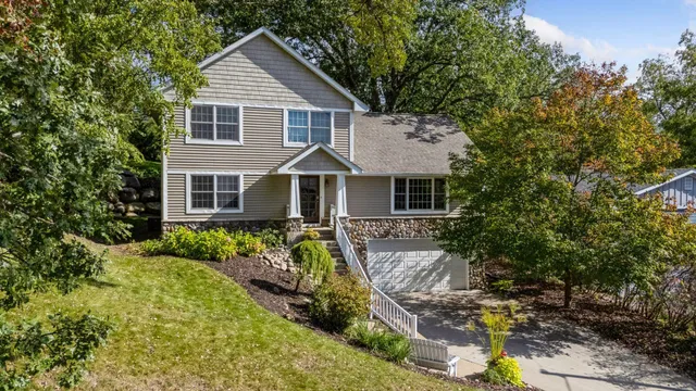 $699,900 | 6425 Mildred Avenue, Edina, MN 55439