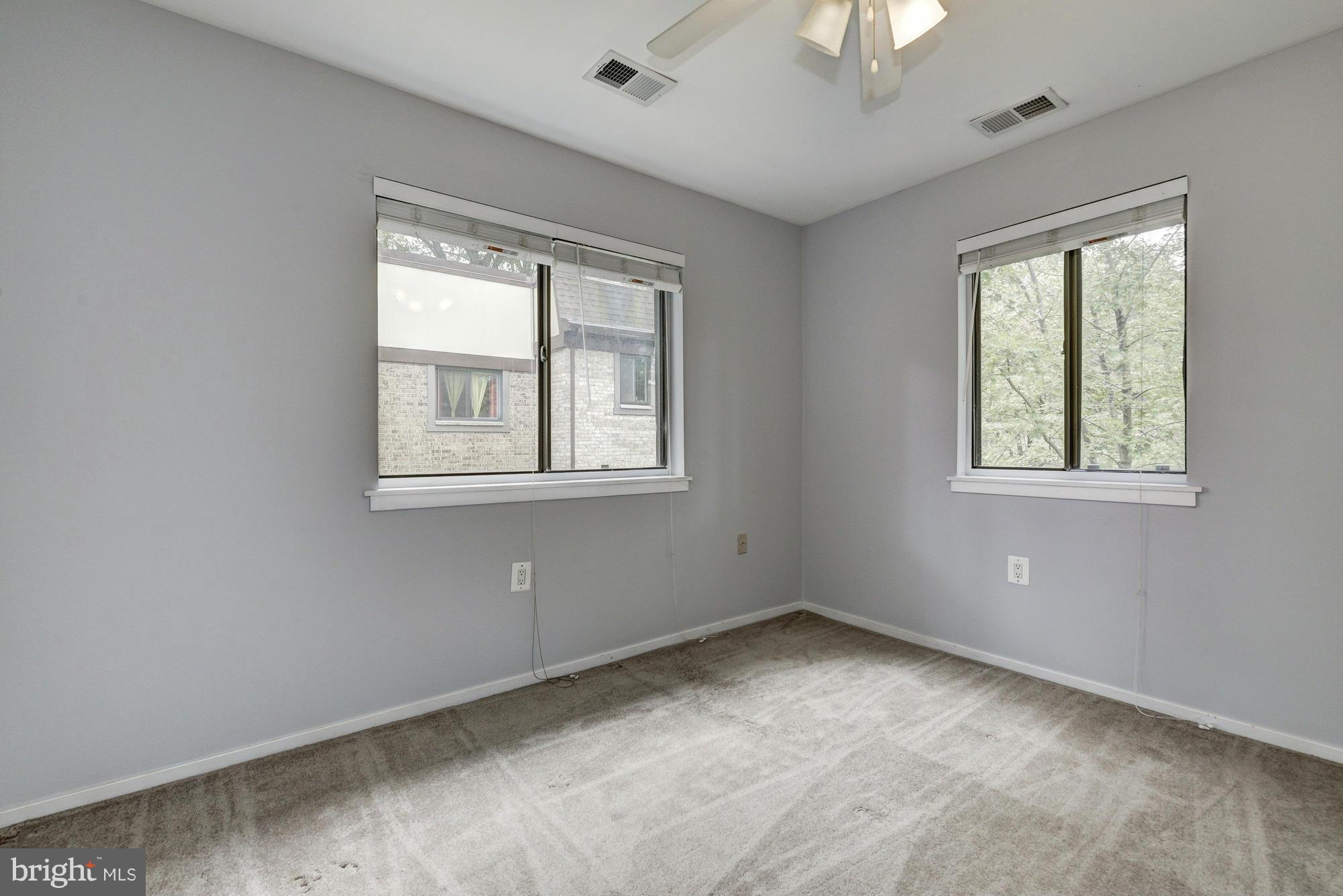 2924 Jermantown Road, Unit 16 Oakton, VA 22124 - Photo 11 of 19 Bedroom
