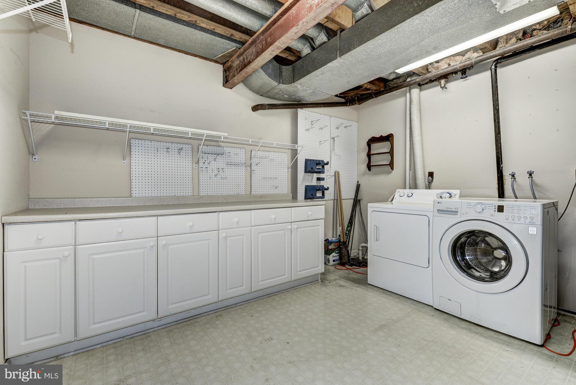 2924 Jermantown Road, Unit 16 Oakton, VA 22124 - Photo 17 of 19 Laundry Room