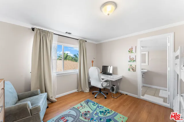 $3,000 | 18032 Mariner Drive, Victorville, CA 92395