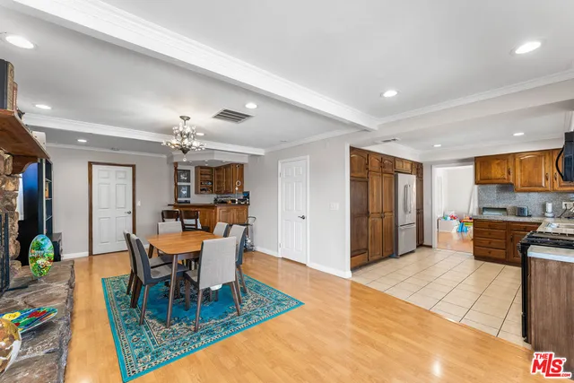 $3,000 | 18032 Mariner Drive, Victorville, CA 92395