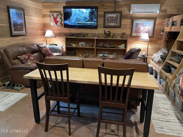 $595,000 | 24 Co Road, Enterprise, MS 39330