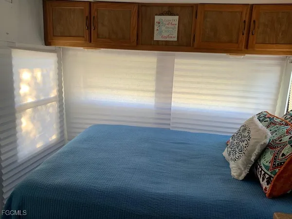 a view of a livingroom with furniture