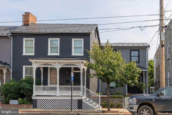 $275,000 | 135 South Kent Street, Unit 202, Winchester, VA 22601