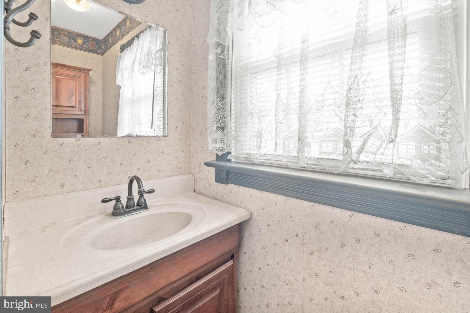 490 Winding Brook Road Biglerville, PA 17307 - Photo 9 of 30