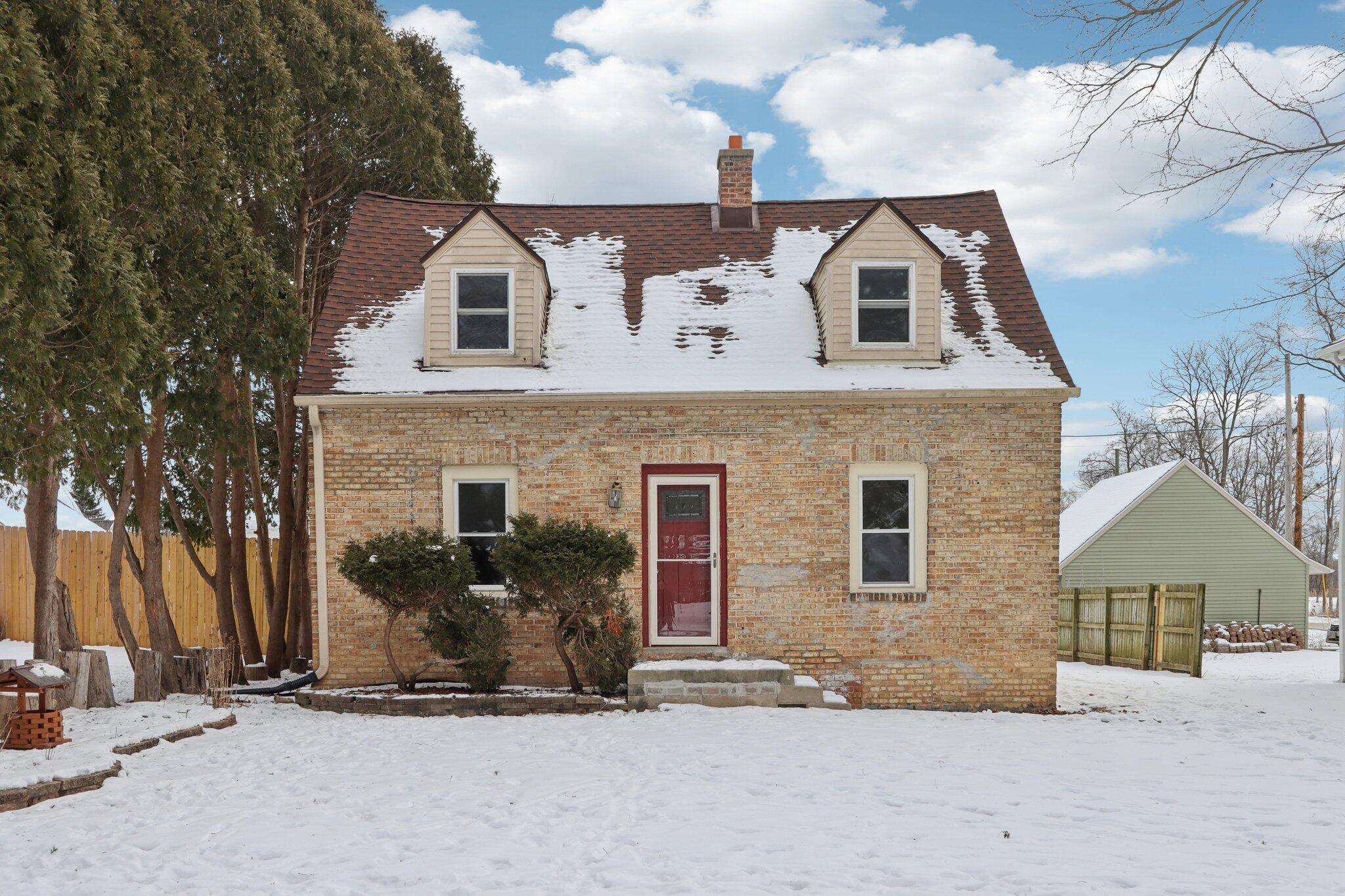 4-web-or-mls-N 106th St-S0202-004