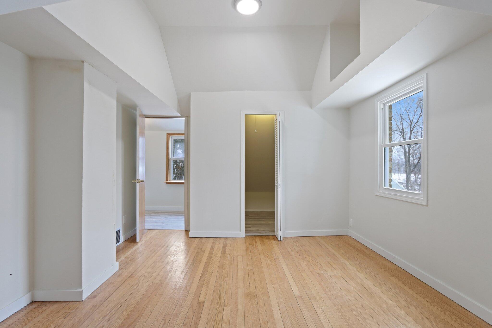 6212 North 106th Street Milwaukee, WI 53225 - Photo 22 of 26 32-web-or-mls-N 106th St-S0202-032