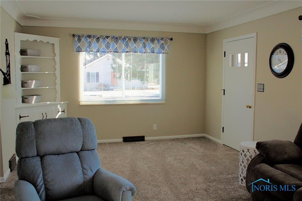 5055 Bay Shore Road Oregon, OH 43616 - Photo 2 of 23 Gallery Image 2
