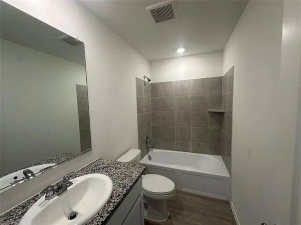 $1,950 | 11906 Hermosa Lane, Rhome, TX 76078