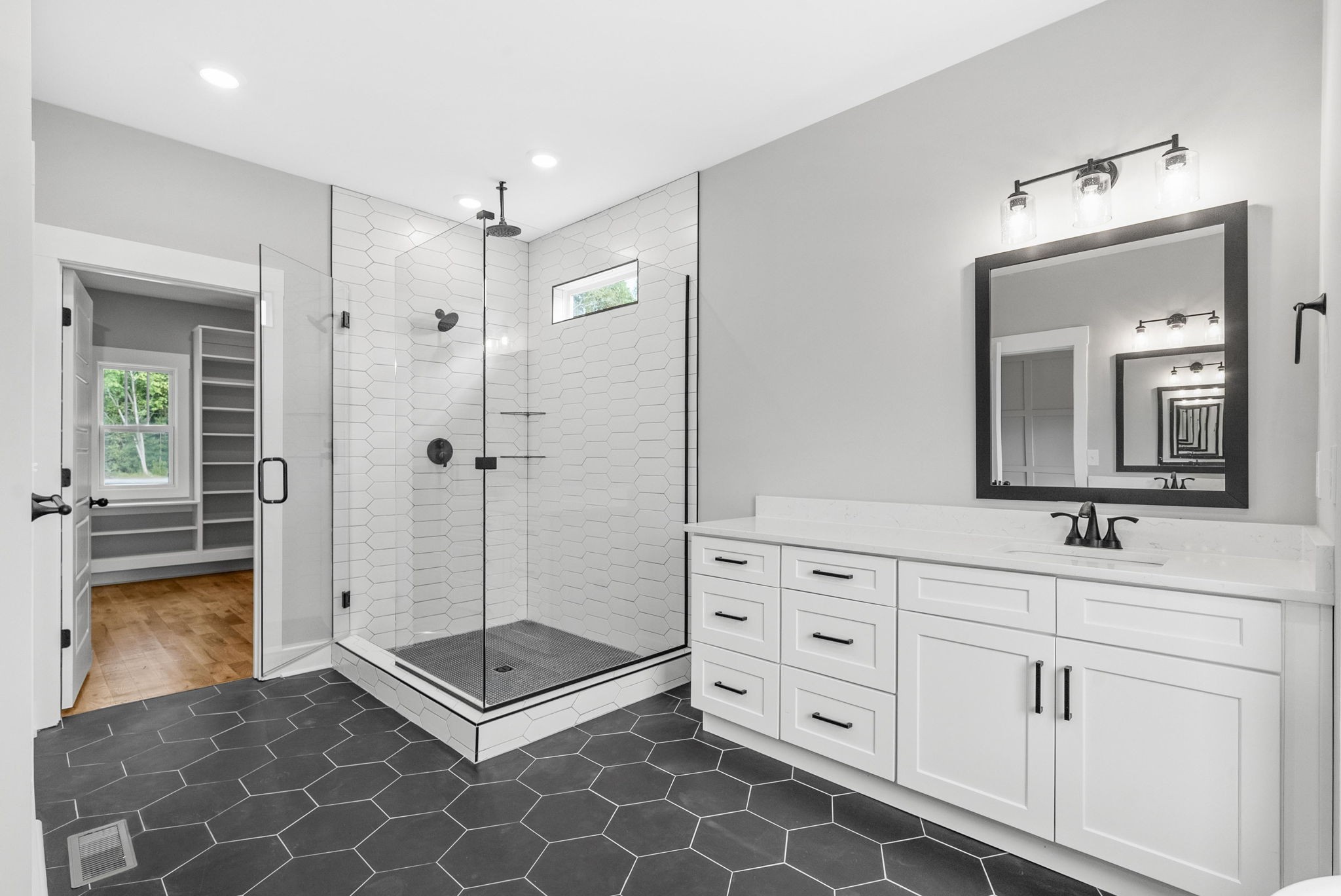 1816 Gholson Road Clarksville, TN 37043 - Photo 30 of 47 Gallery Image 30