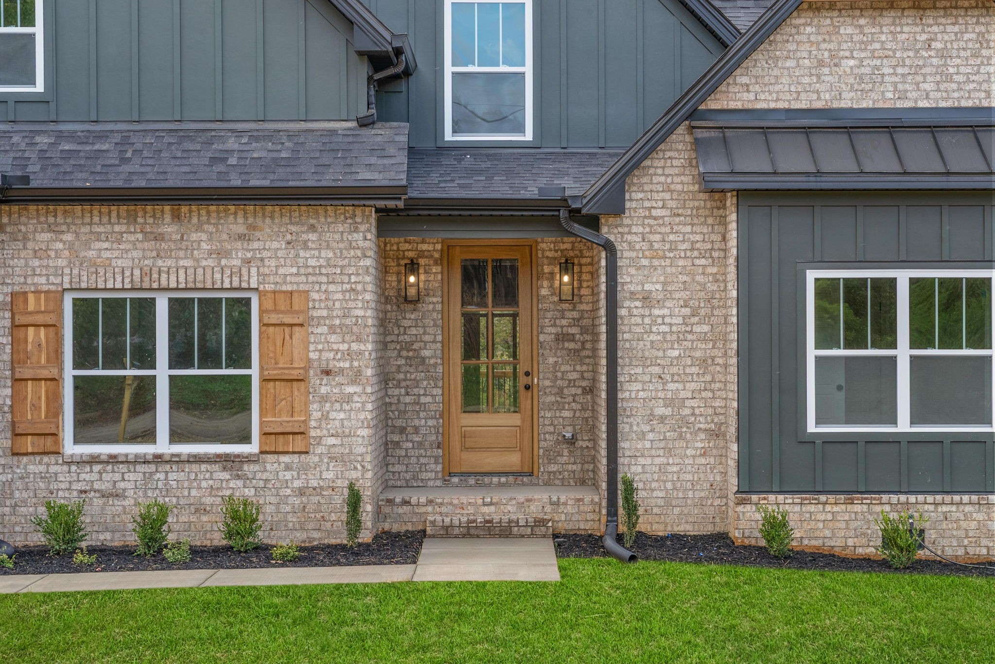 1816 Gholson Road Clarksville, TN 37043 - Photo 3 of 47 Gallery Image 3
