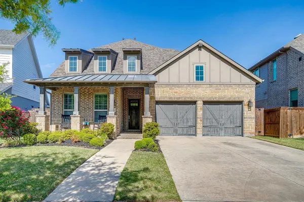 $619,900 | 1937 Bending Oak Street, Fort Worth, TX 76008