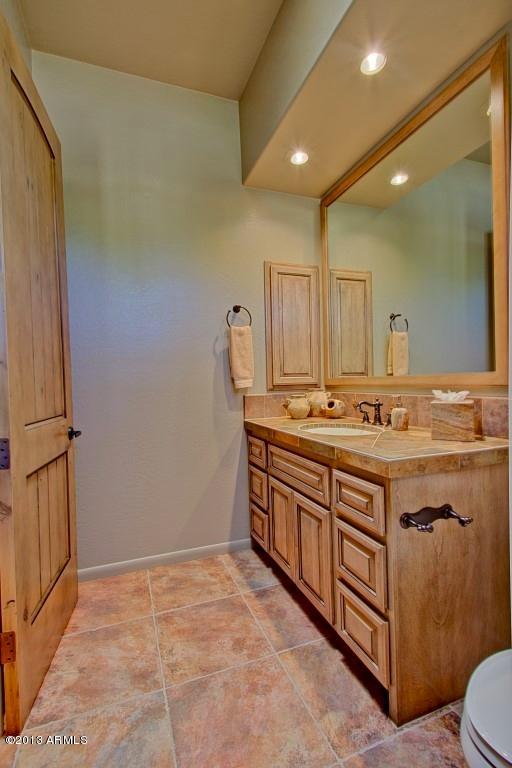27910 North Walnut Creek Road Rio Verde, AZ 85263 - Photo 40 of 69 Guest Bath 2