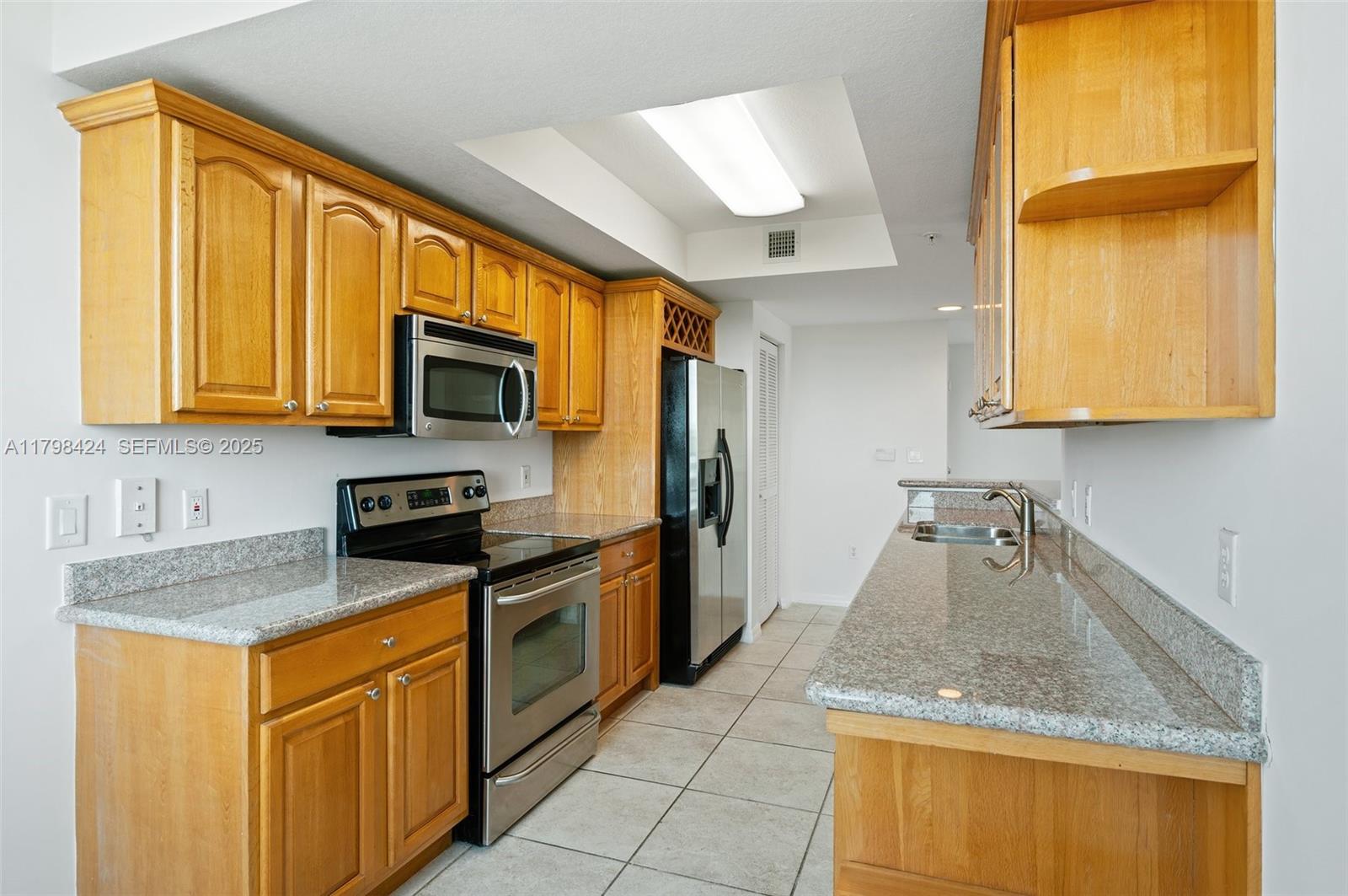 3530 Southwest 22nd Street, Unit 614 Miami, FL 33145 - Photo 12 of 20 Photo 12
