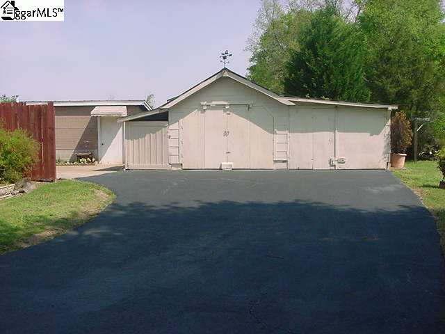 1091 Jackson Grove Road Travelers Rest, SC 29690 - Photo 17 of 19