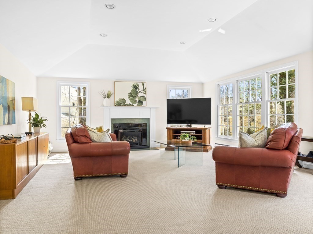 15 Norwich Road Wellesley, MA 02481 - Photo 10 of 23