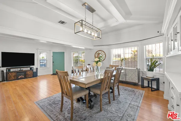 $1,350,000 | 1558 North Kenmore Avenue, Los Angeles, CA 90027