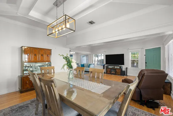 $1,350,000 | 1558 North Kenmore Avenue, Los Angeles, CA 90027