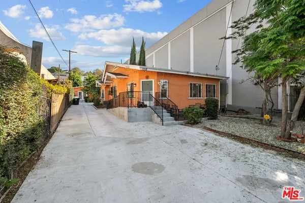 $1,350,000 | 1558 North Kenmore Avenue, Los Angeles, CA 90027