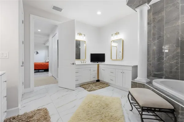 $985,000 | 1026 West Beresford Road, DeLand, FL 32720
