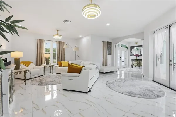 $985,000 | 1026 West Beresford Road, DeLand, FL 32720