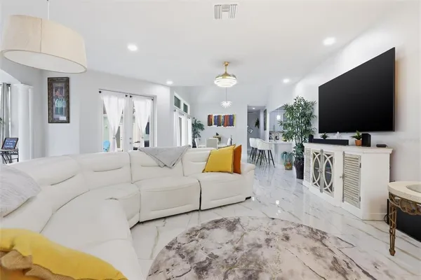 $985,000 | 1026 West Beresford Road, DeLand, FL 32720
