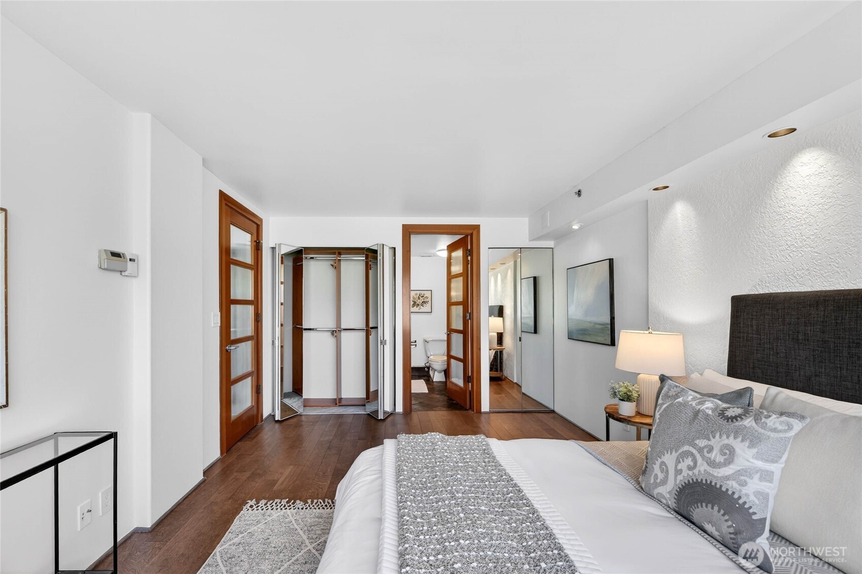 1120 Spring Street, Unit 1201 Seattle, WA 98104 - Photo 24 of 40 Gallery Image 24
