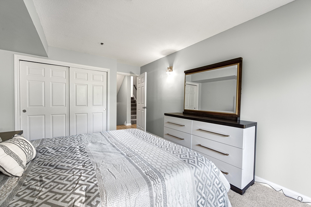4 Duck Pond Road, Unit 211 Beverly, MA 01915 - Photo 12 of 26 Gallery Image 12