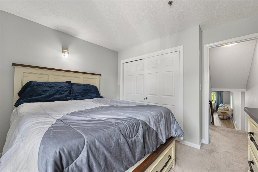 4 Duck Pond Road, Unit 211 Beverly, MA 01915 - Photo 15 of 26 Gallery Image 15