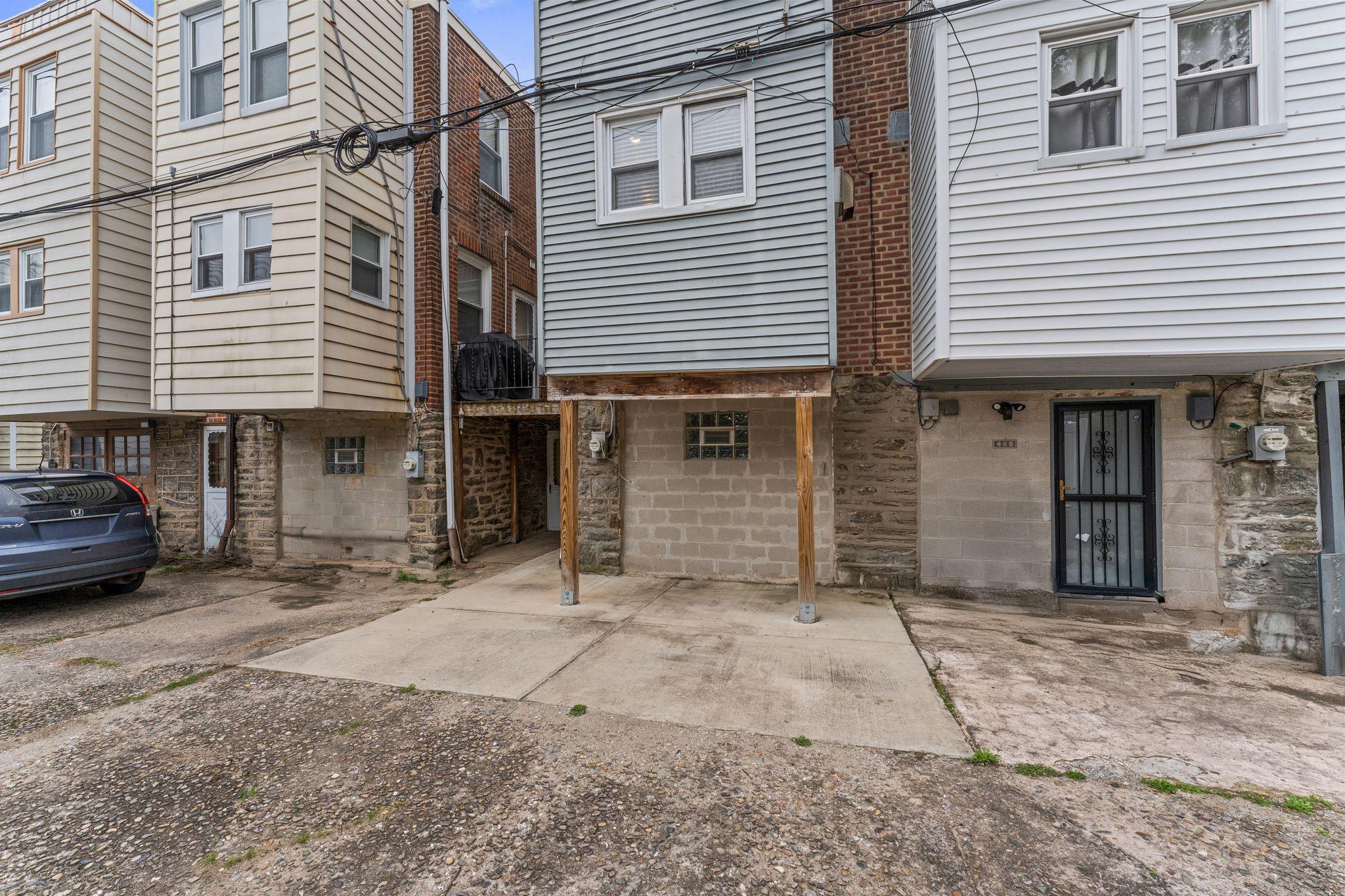 471 Pleasant Street Philadelphia, PA 19119 - Photo 22 of 22 Driveway/Back of home