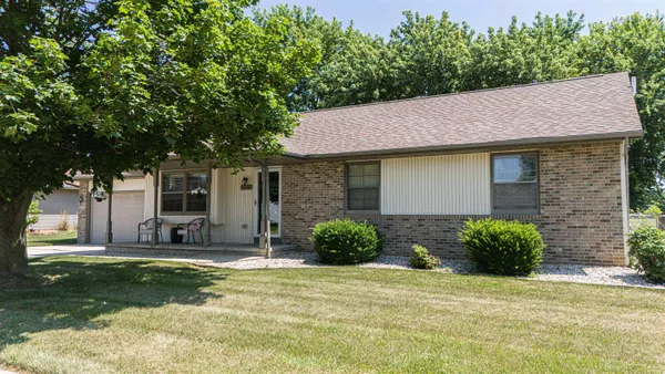 $349,900 | 2502 North Wuthering Hills Drive, Janesville, WI 53546