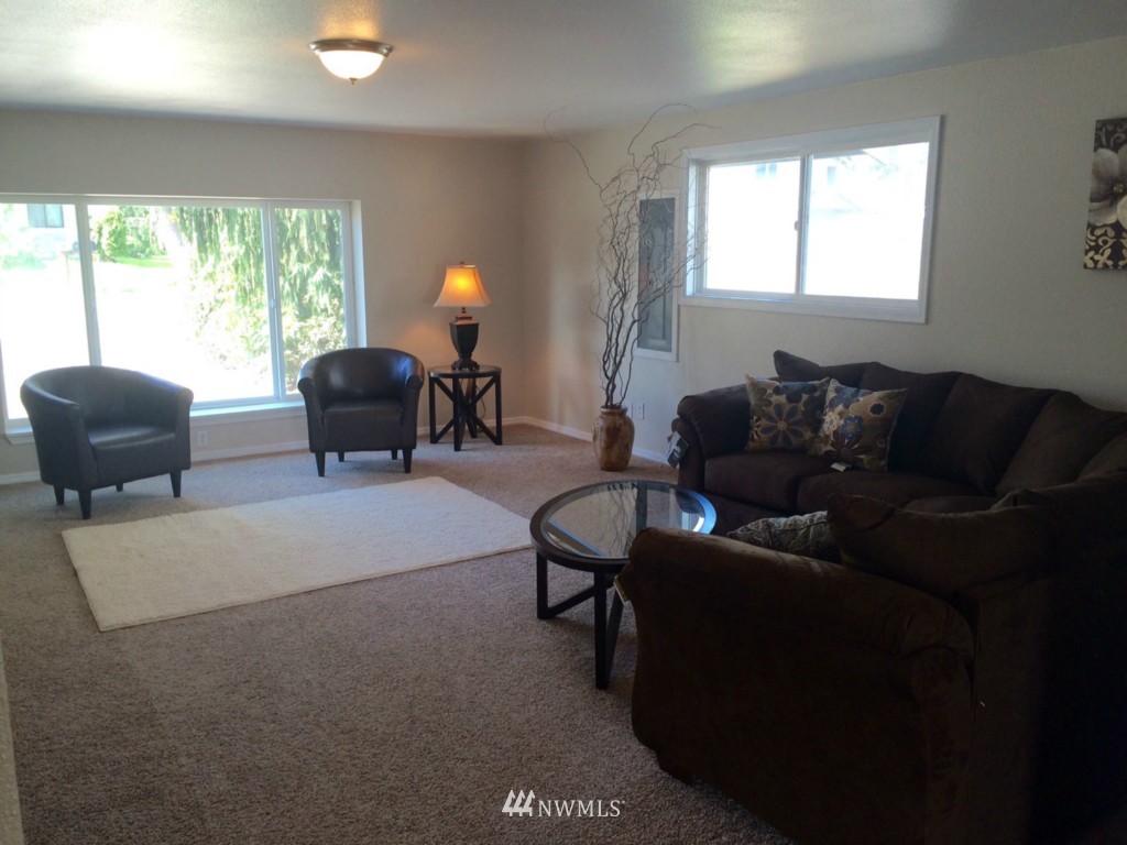 2525 Cedar Road Lake Stevens, WA 98258 - Photo 4 of 12
