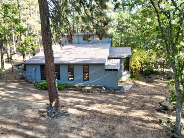 $305,000 | 424 Douglas Fir, Goldendale, WA 98620
