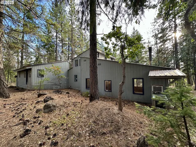 $305,000 | 424 Douglas Fir, Goldendale, WA 98620