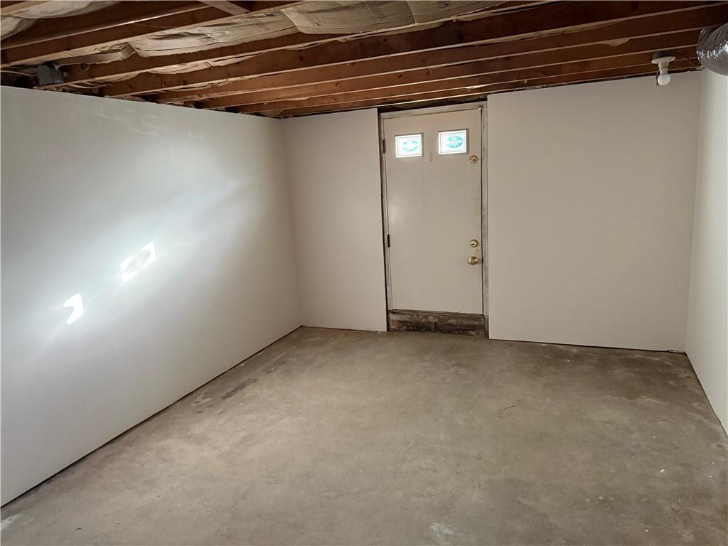243 South Sycamore Street Mount Pleasant, PA 15666 - Photo 20 of 27 a view of an empty room