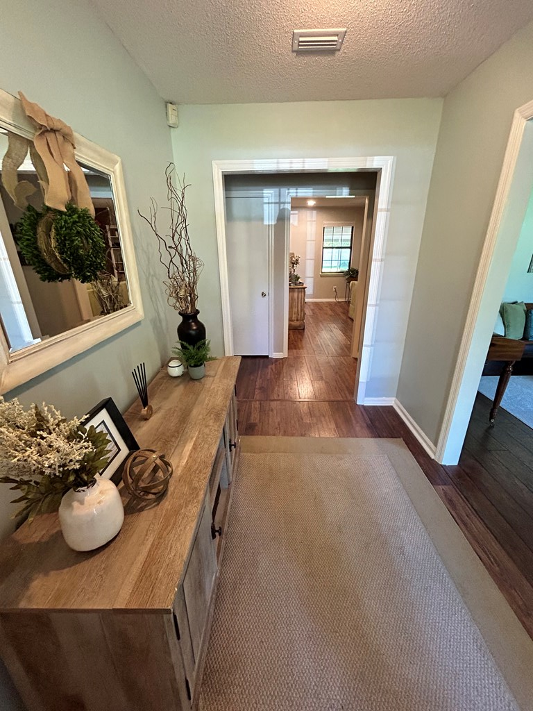 3026 Wendover Road Valdosta, GA 31602 - Photo 4 of 42 Gallery Image 4