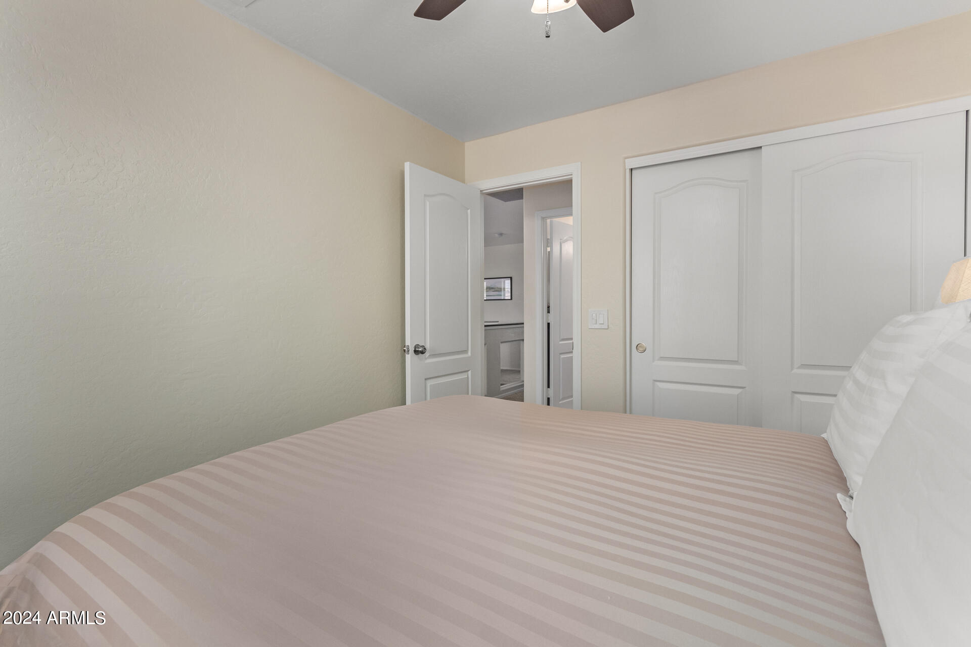 4245 East Raven Road Phoenix, AZ 85044 - Photo 23 of 37 31-Raven