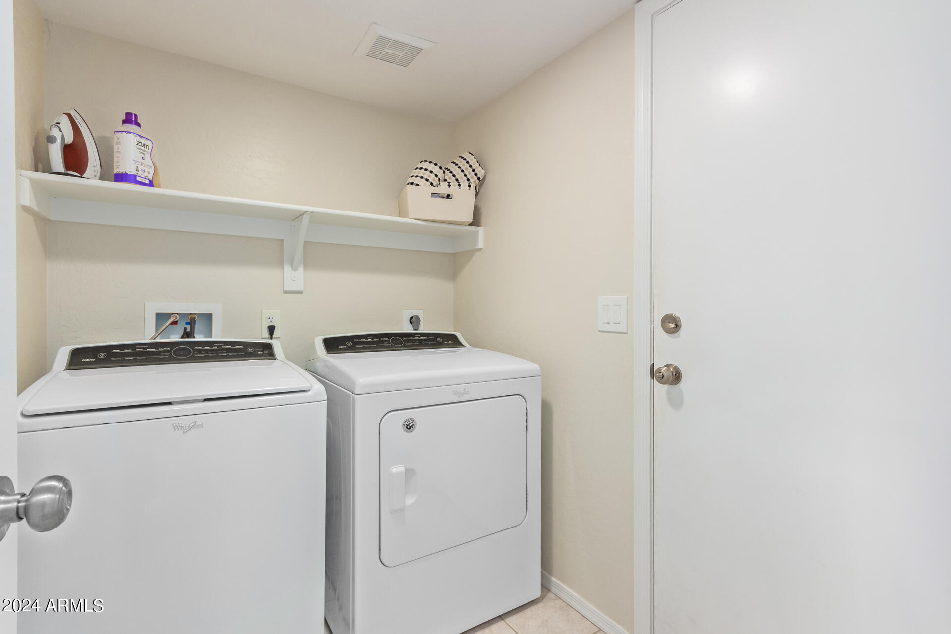 4245 East Raven Road Phoenix, AZ 85044 - Photo 29 of 37 38-Raven
