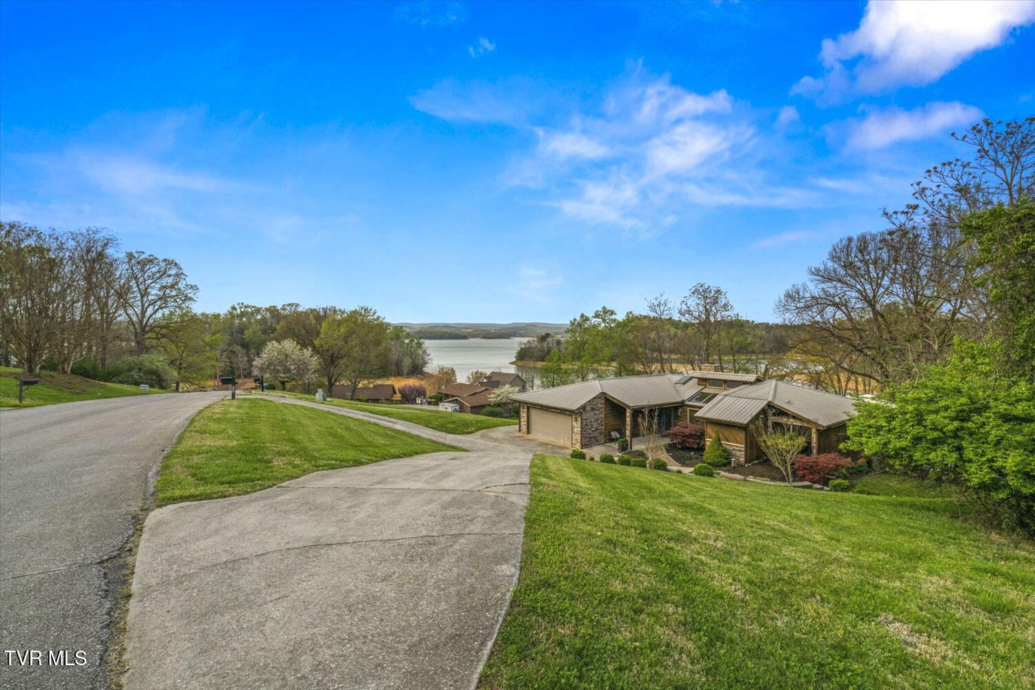 1888 Wilderness Drive Talbott, TN 37877 - Photo 5 of 68 05-1888-Wilderness-Dr-Talbott-TN-5